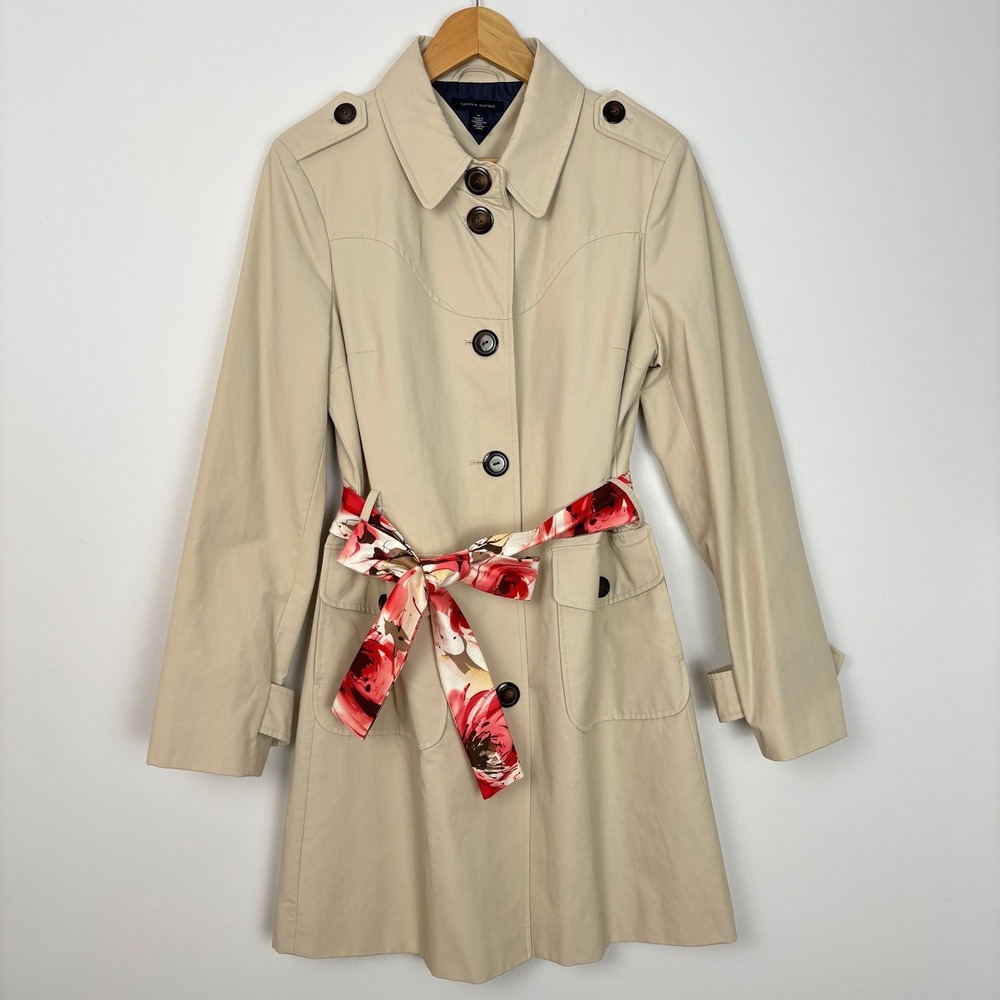 Tommy Hilfiger Single Breasted Lined Khaki Trench Coat Size M Floral Belt Preppy